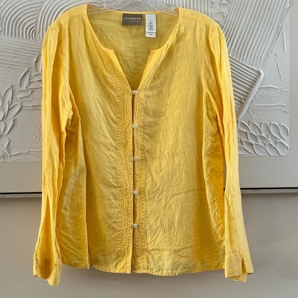 Liz Claiborne Lizwear Women's Yellow Long Sleeve Front Button SZ M Top Blouse - Picture 1 of 9